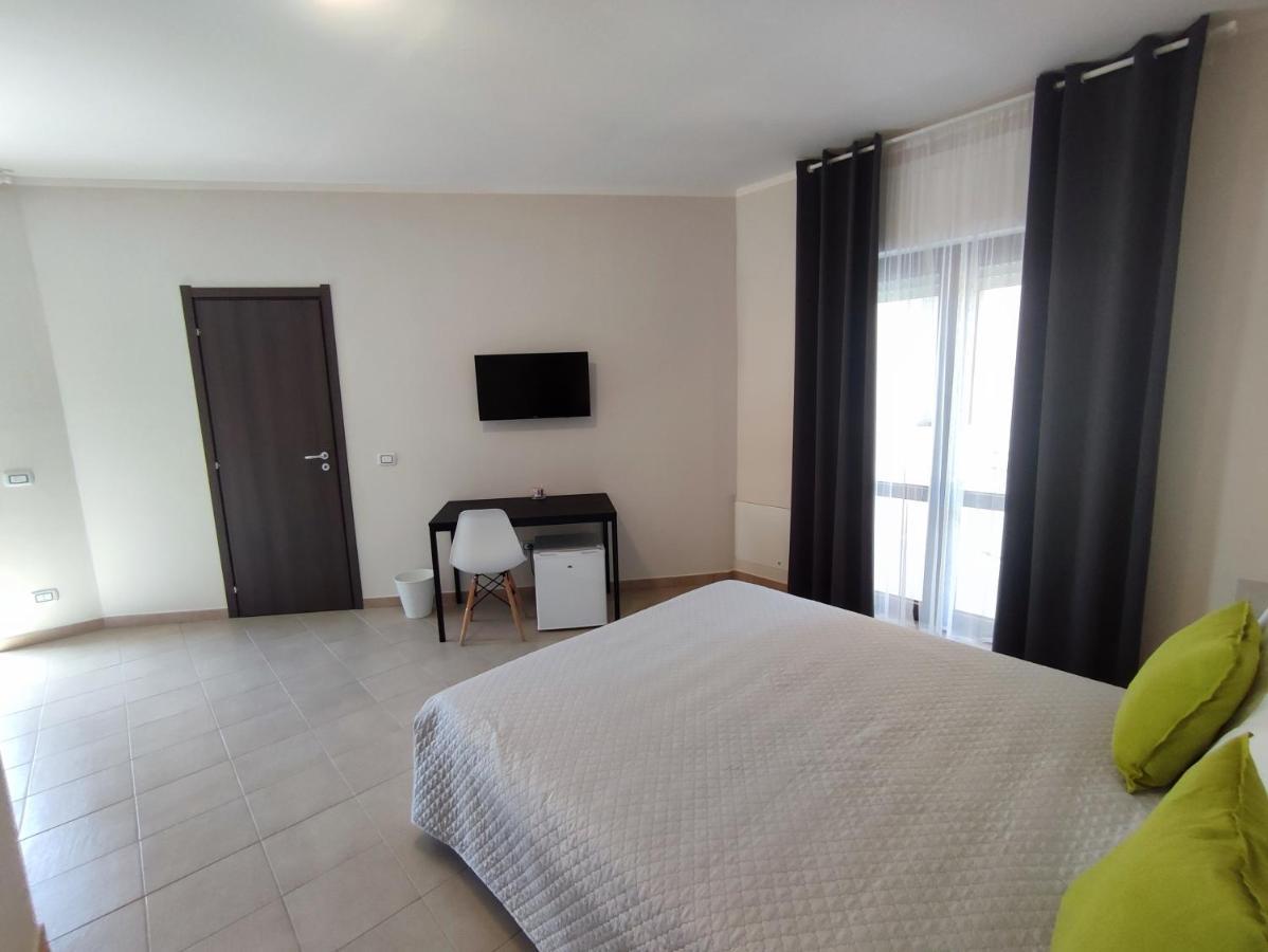 Cristian Rooms Avola Exterior foto